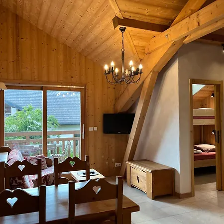 Balneo Au Coeur Des Alpes * Taninges