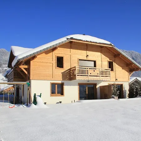 Apartment Balneo Au Coeur Des Alpes Taninges